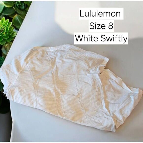 Lululemon Size 8 Swiftly White Short Sleeve Tee - Picture 1 of 2